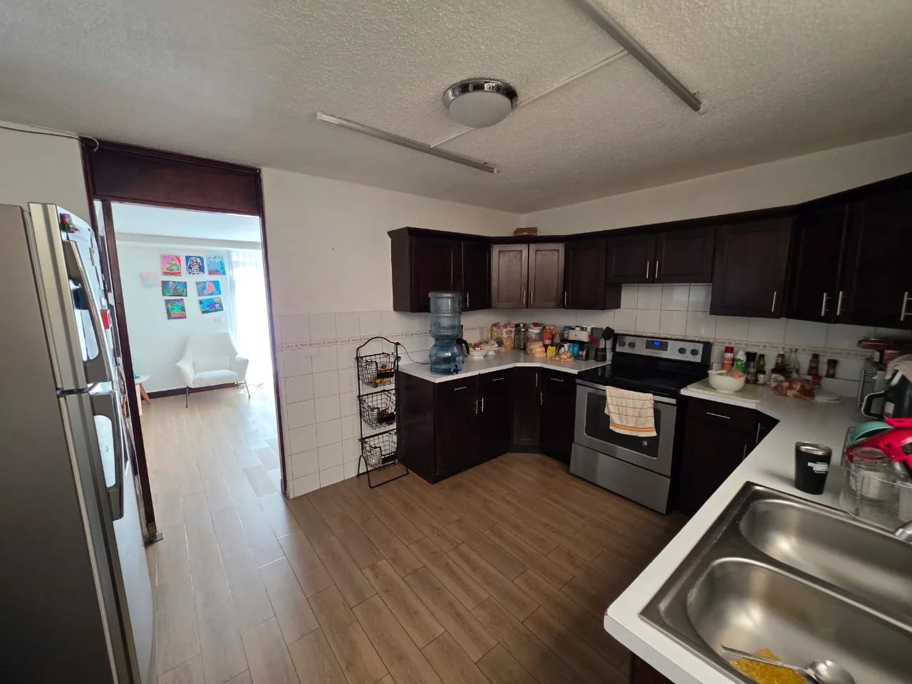 Casa en venta – Zona 10 | Condominio exclusivo de solo 10 casas — foto 6 de 8