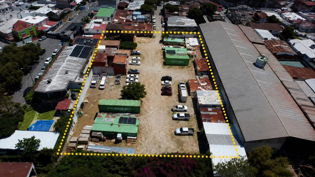 Terreno para Desarrollo en Venta | Zona 10 — foto 1 de 8