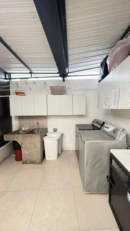 HERMOSA CASA EN VENTA San Cristóbal - Colonia Las Orquideas Sector A1 - A9. — foto 9 de 17