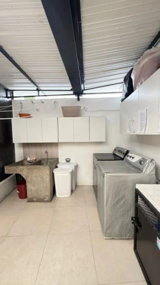 HERMOSA CASA EN VENTA San Cristóbal - Colonia Las Orquideas Sector A1 - A9. — miniatura 9 de 17